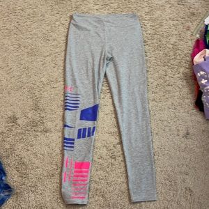 Under armor youth leggings